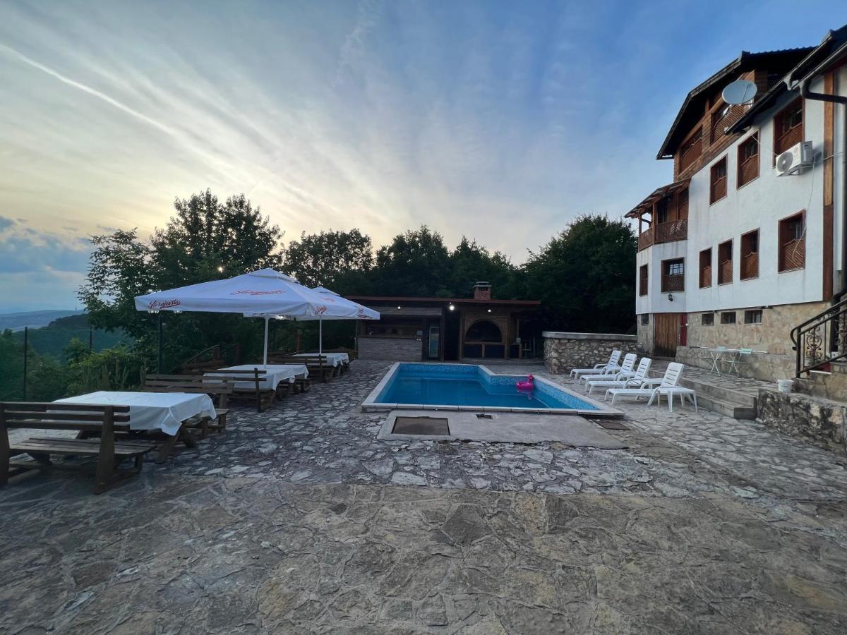 Villa White Dove ซาราเยโว ภายนอก รูปภาพ